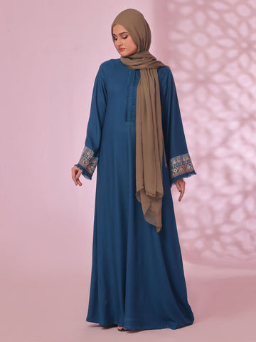 Majestic Tatreez Abaya